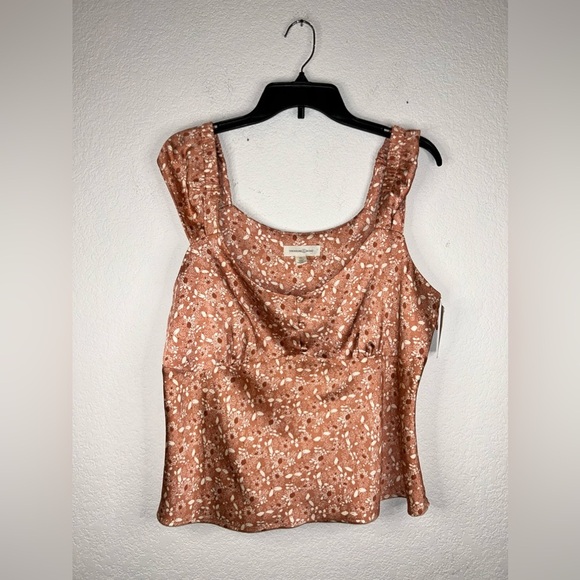 Treasure and Bond Cap Sleeve Satin Top Size XL - Picture 6 of 6